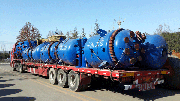 搪玻璃反應(yīng)釜清洗方法